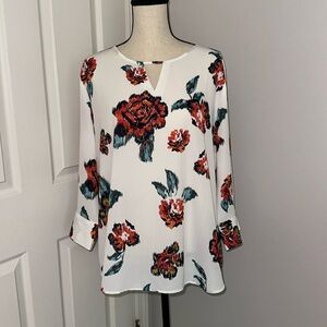 Like New! Van Heusen Blouse/Top
